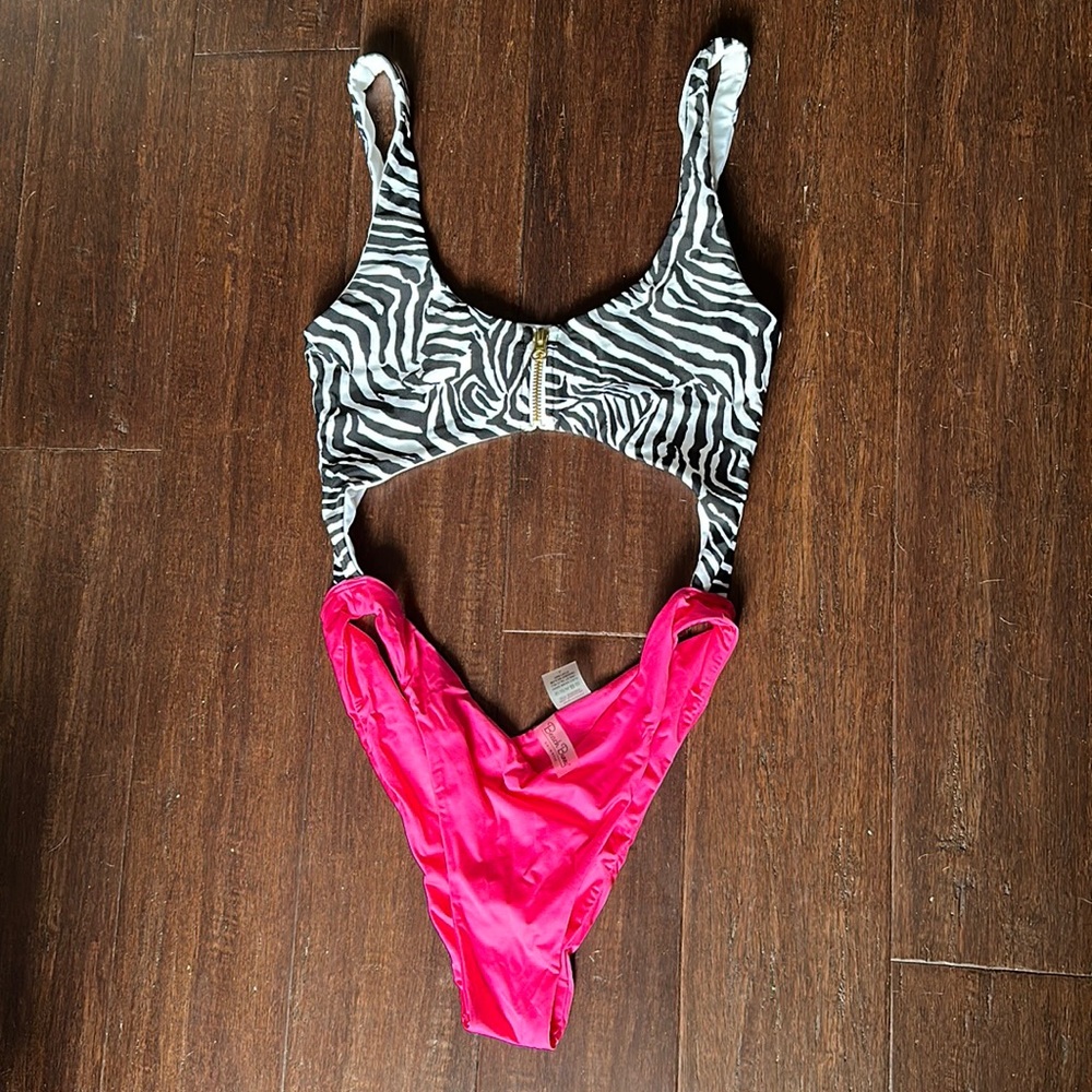 Beach Bunny Kelly Monokini